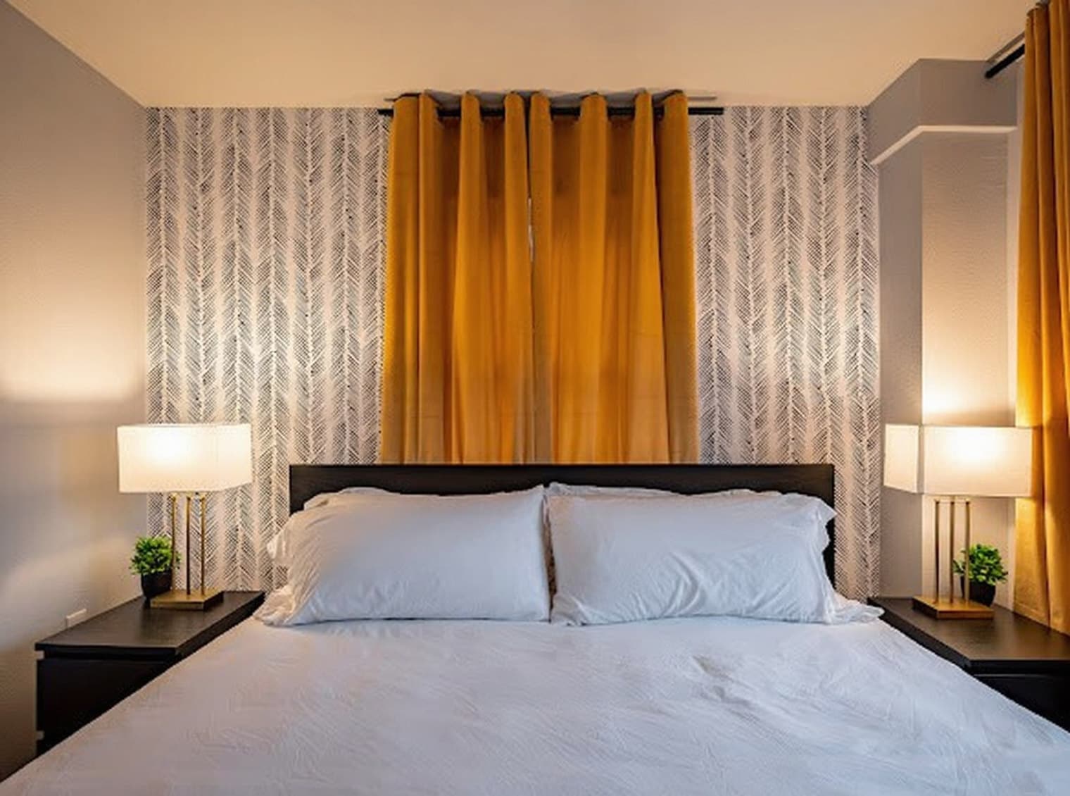 Building Photo - 3601 Anita St