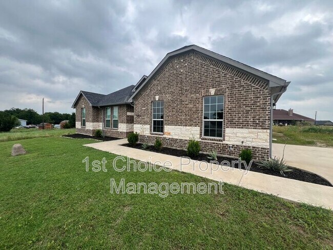 Building Photo - 5413 Harrys Pl