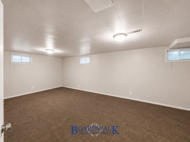Building Photo - 1016 E 3825 S