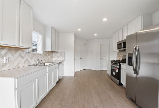 Building Photo - 6323 Geyser Starish Dr