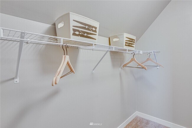 Building Photo - NOW AVAILABLE FOR RENT-4bd/2ba -8816 S Yakima Ave, Tacoma, WA 98444