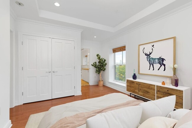 Building Photo - One Lincoln Plaza