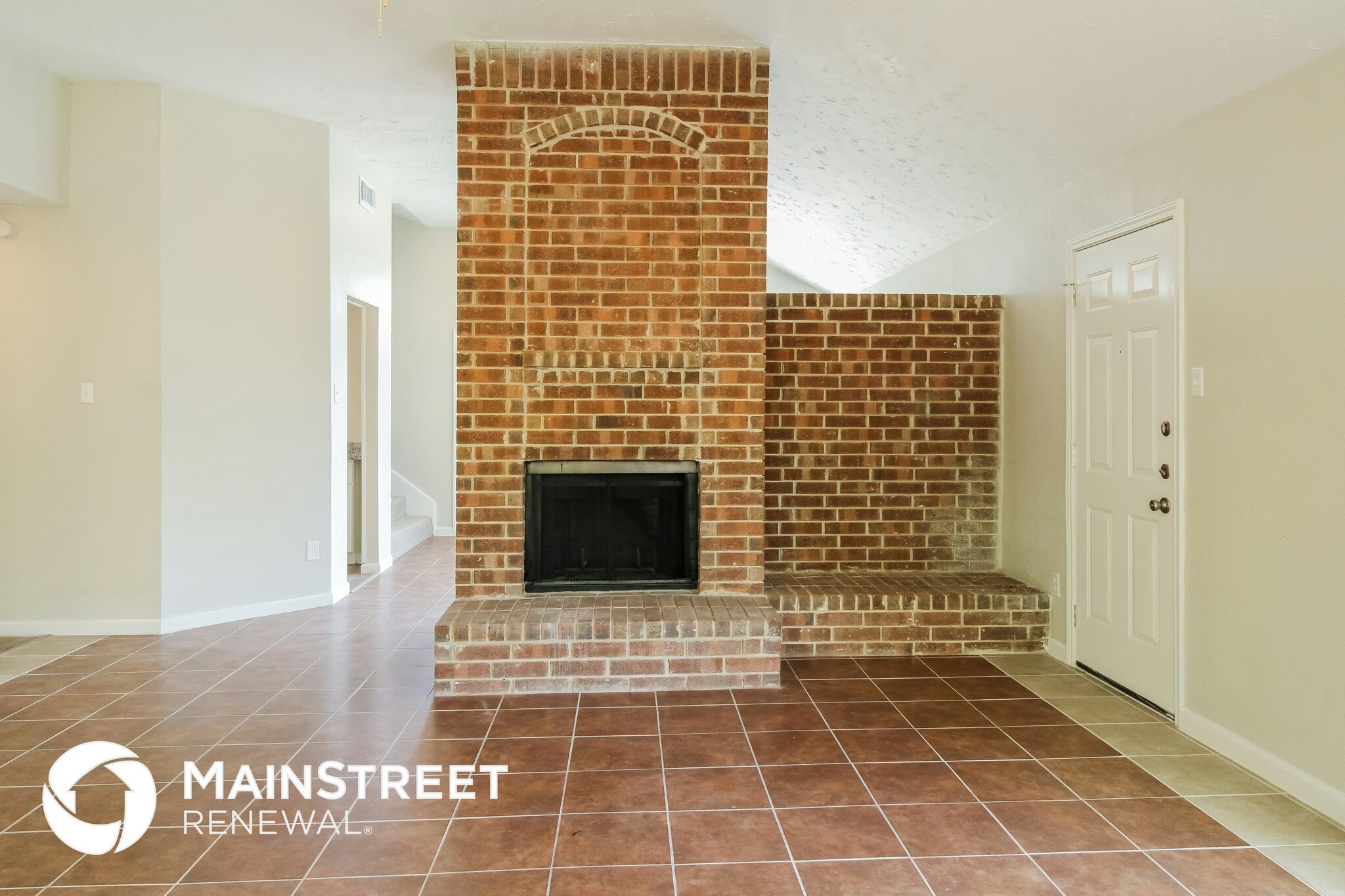 Building Photo - 12418 Meadow Briar Dr