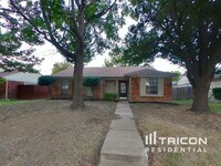 Building Photo - 2417 Highmont Dr