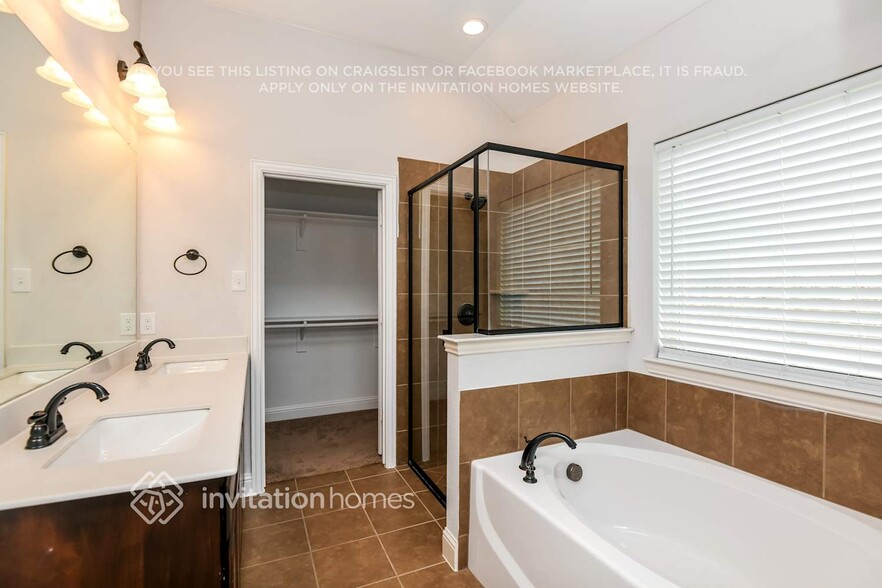 Building Photo - 212 Buckskin Dr