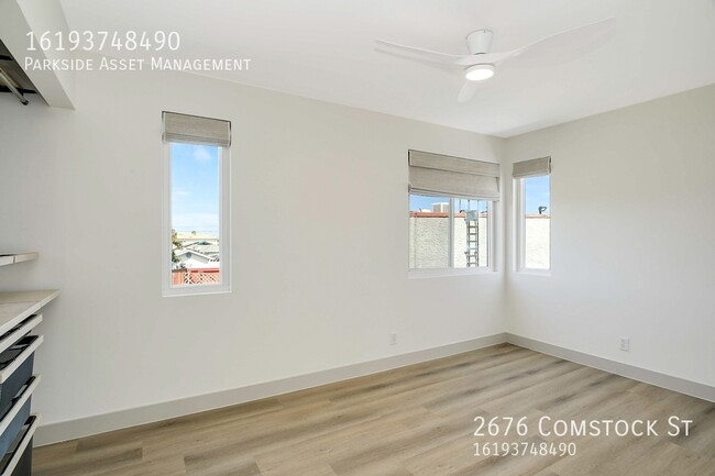 Building Photo - 2676 Comstock St