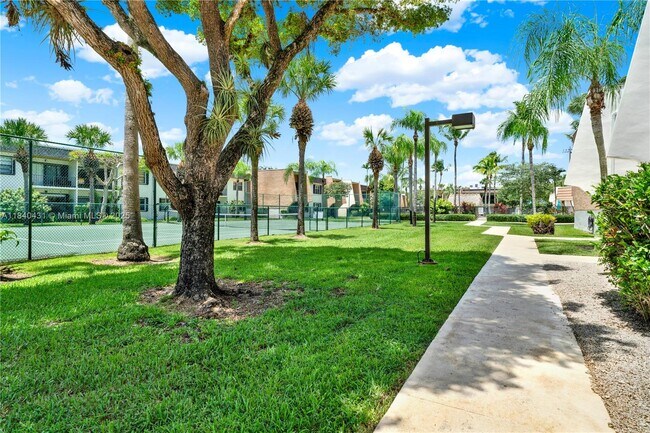 Building Photo - 8287 SW 128th St