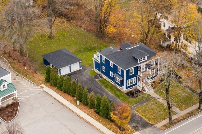 Building Photo - 815 Central Ave