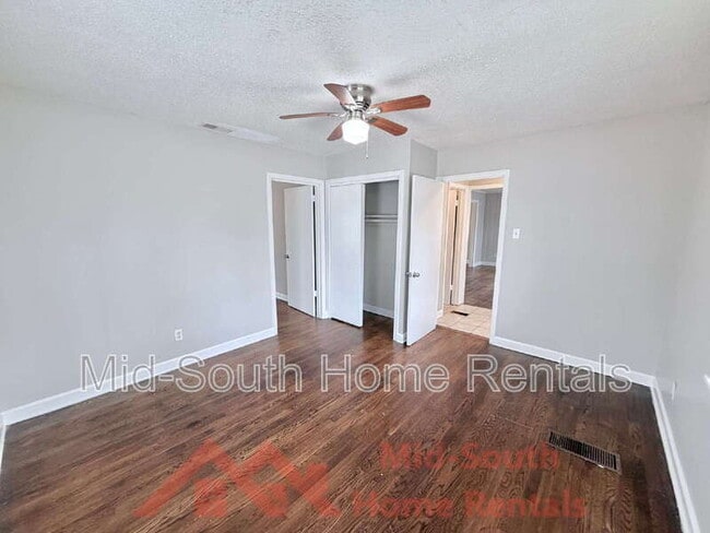 Building Photo - 2914 Hoskins Rd