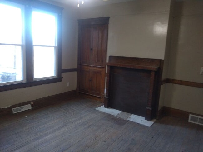 Building Photo - 515 Lee Ave