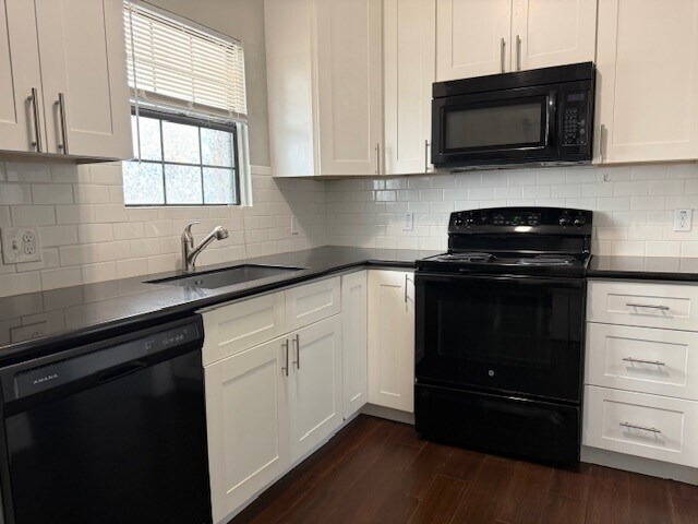 Building Photo - 2915 Isabella St