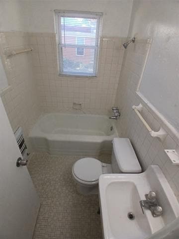 Building Photo - 3019 Avon St