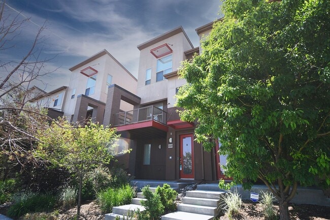 Building Photo - Central Park (formerly Stapleton) Home for...