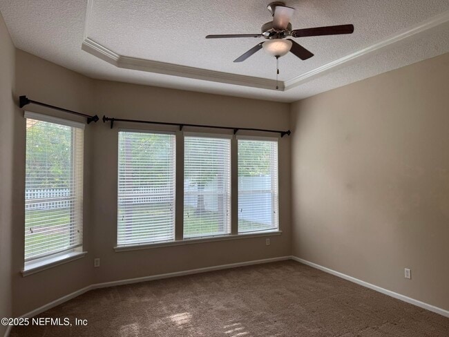 Building Photo - 95470 Sonoma Dr