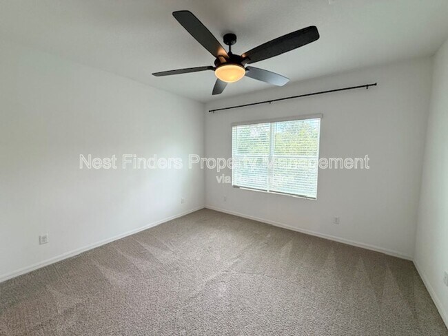Building Photo - 358 Annies Pl