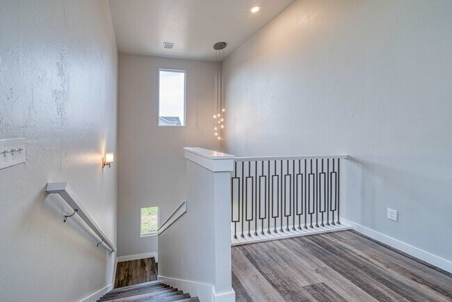 Building Photo - 2525 NW 129th St