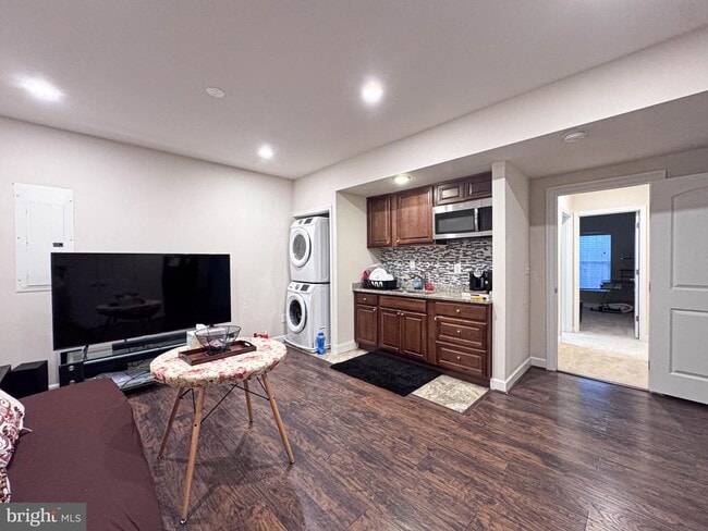 Building Photo - 41523 Cross Canter Dr