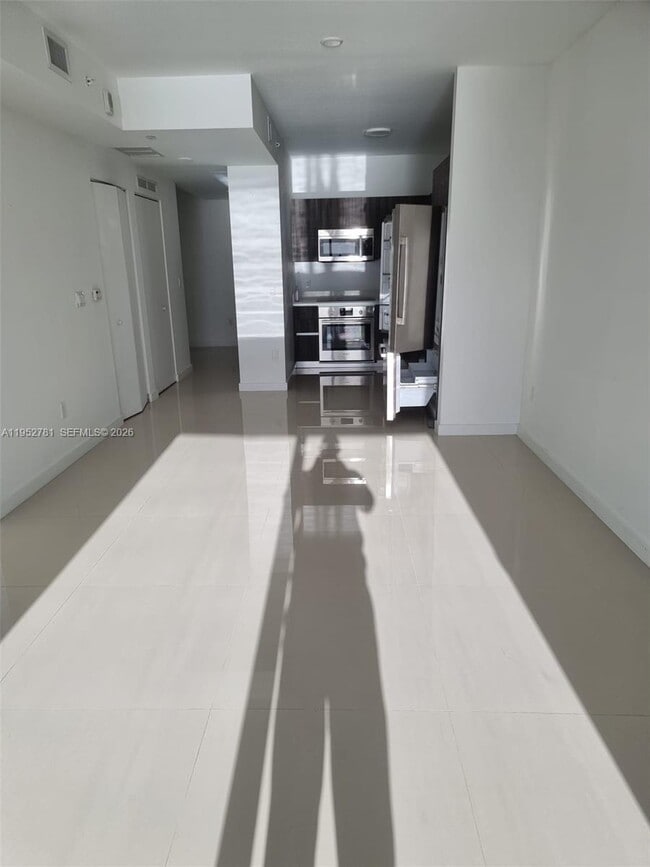 Building Photo - 488 NE 18th St