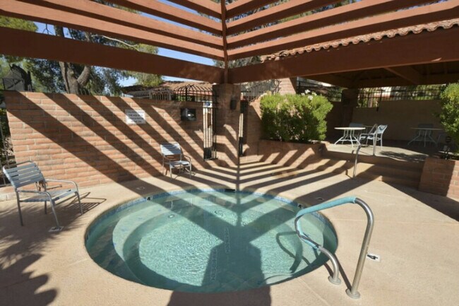 Building Photo - 10125 E Chevelon St