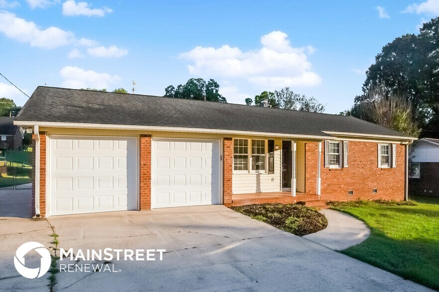 Building Photo - 2157 Sheffield Dr