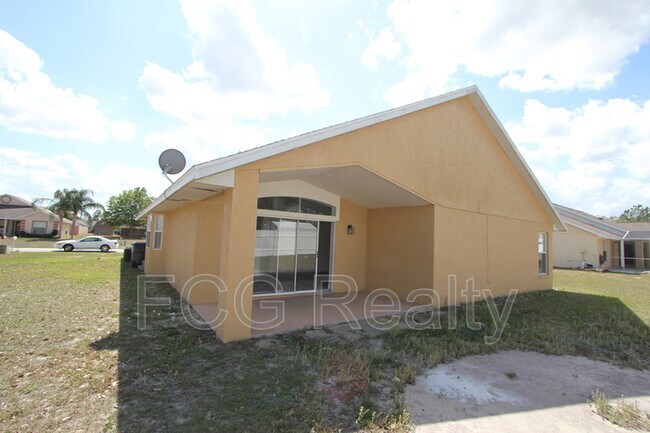 Building Photo - 130 Cedarpark Ln