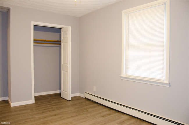 Building Photo - 2 br, 1 bath Duplex - 4240 Taylor Rd Apt B