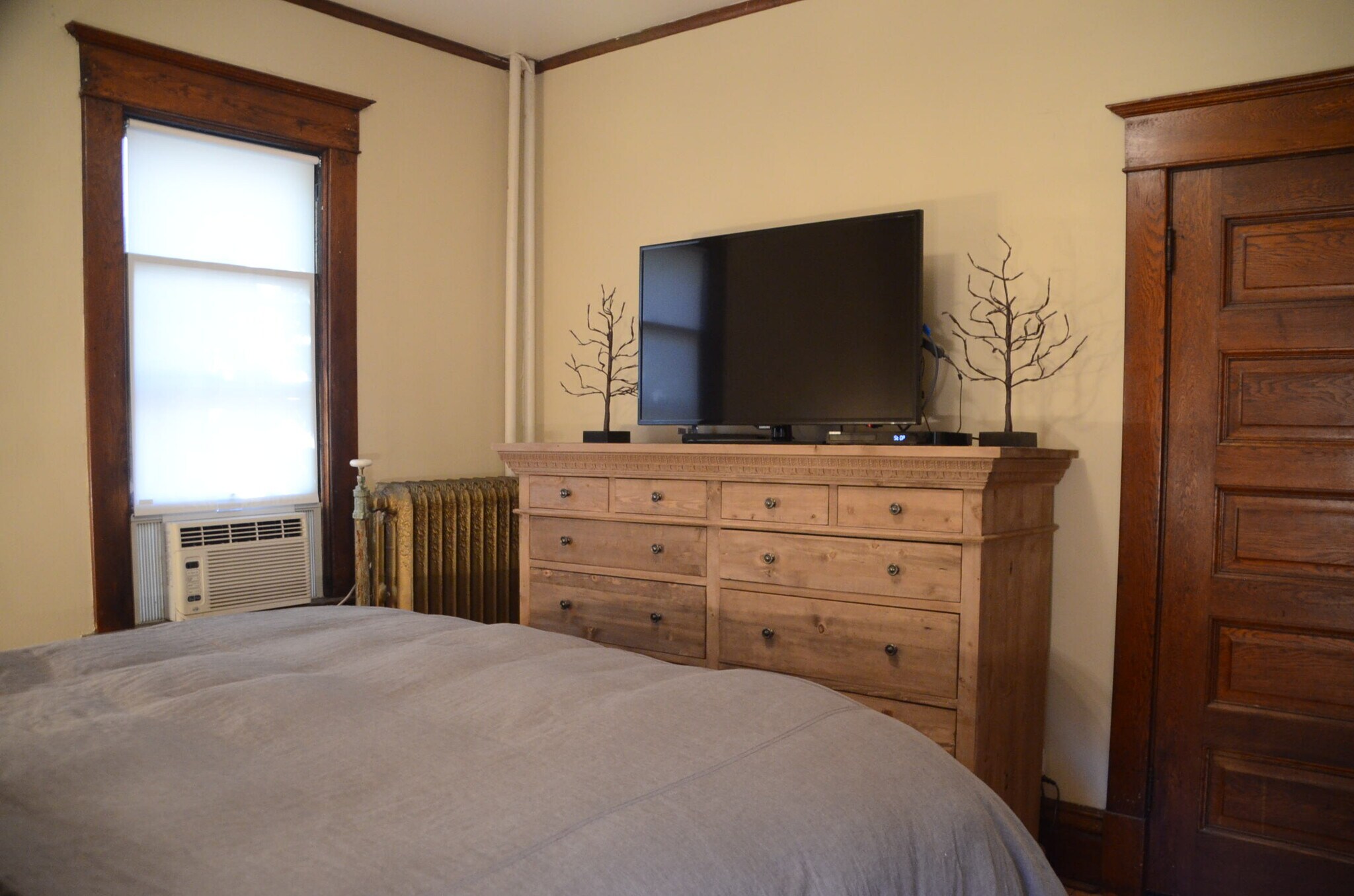 Larger bedroom off kitchen - 914 6th St E