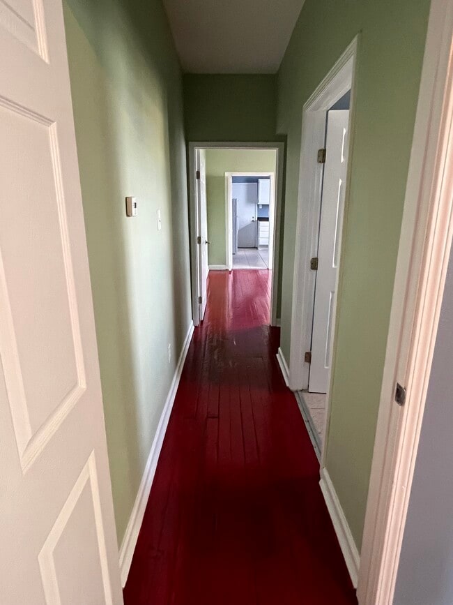 Building Photo - 3030 Toulouse St