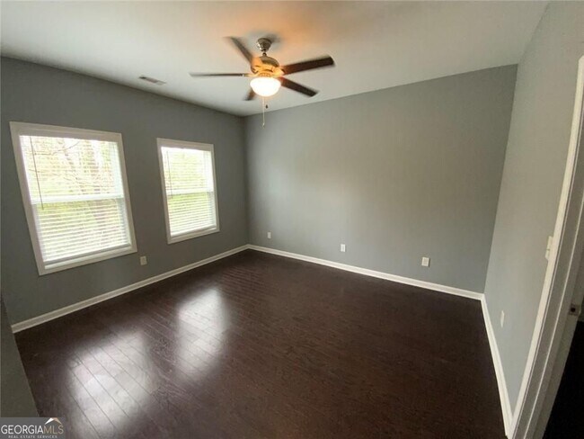 Building Photo - 294 Bass St SW