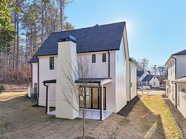 Building Photo - 10365 Waters Rd