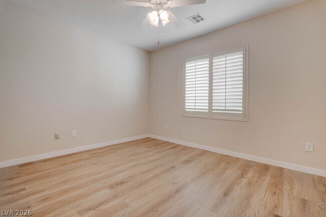 Building Photo - 2551 Moonlight Valley Ave