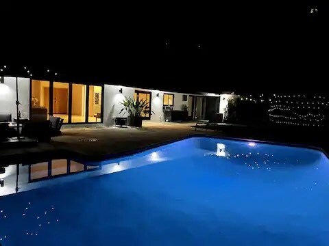 Building Photo - 1907 Maginn Dr