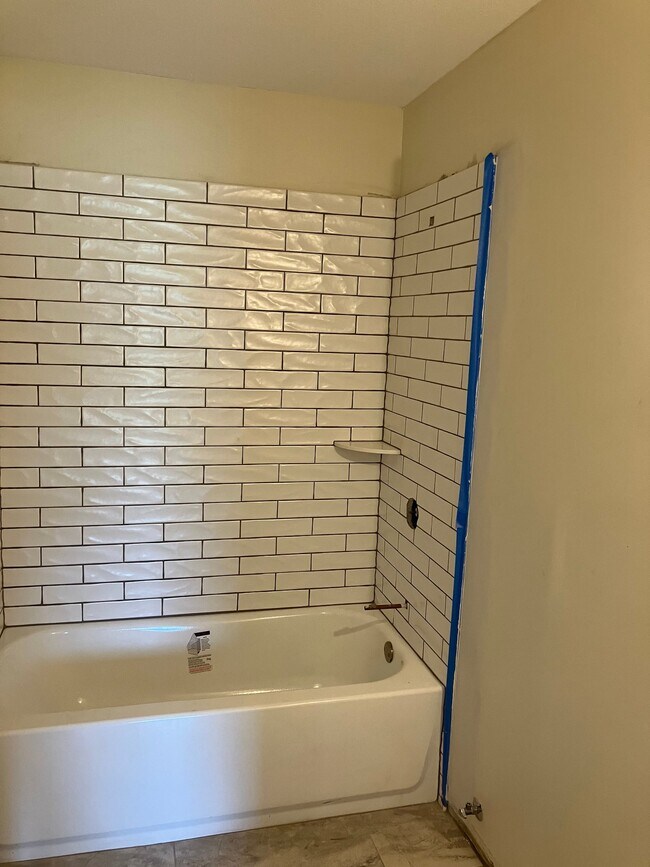 Building Photo - 12108 Winding Spring Ct