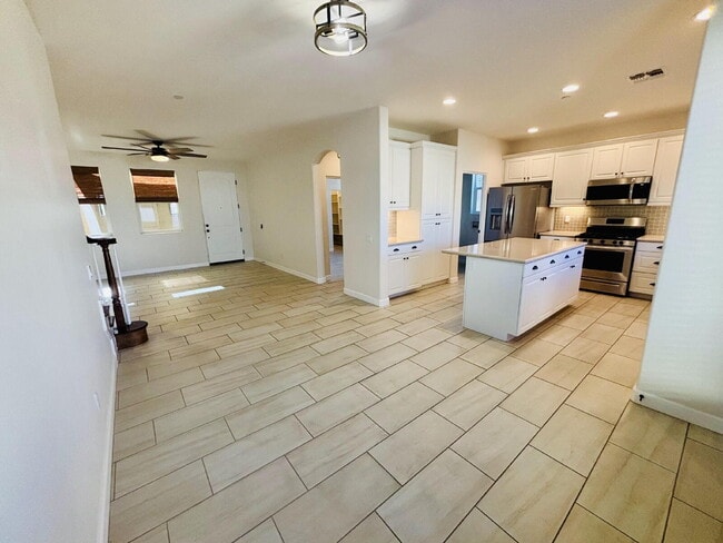 Building Photo - Gorgeous 3 bd, 4 ba Townhome in 55+ Community