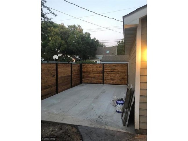 Building Photo - 3221 42nd Ave S