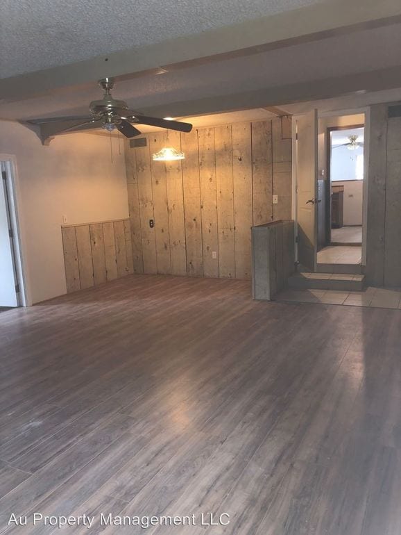 Building Photo - 2715 S Marrs St