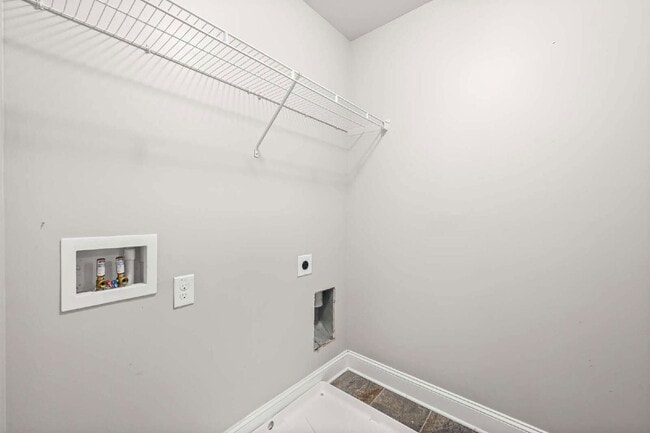 Building Photo - 1880 Cobblefield Cir