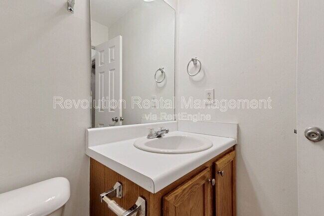 Building Photo - 8520 Kaden Dr