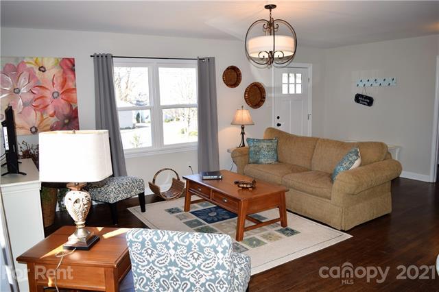 Building Photo - 201 Gamble St