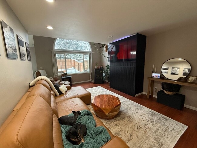 Building Photo - NEW YEAR NEW HOME! 3 bed, 2.5 bath, 2 car garage in South Anchorage