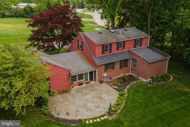 Primary Photo - 120 Walker Rd