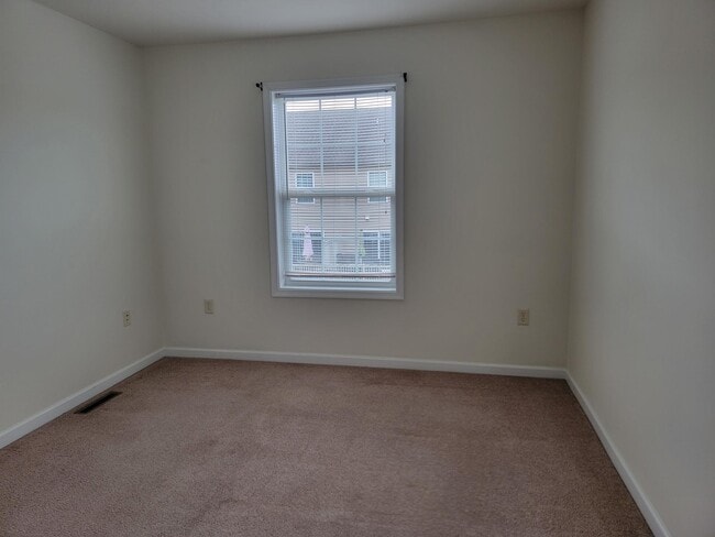 Building Photo - 137 Mount Olive Ln