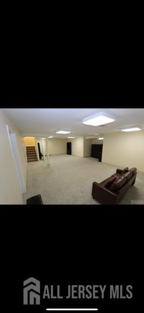 Building Photo - 96 Marion Dr