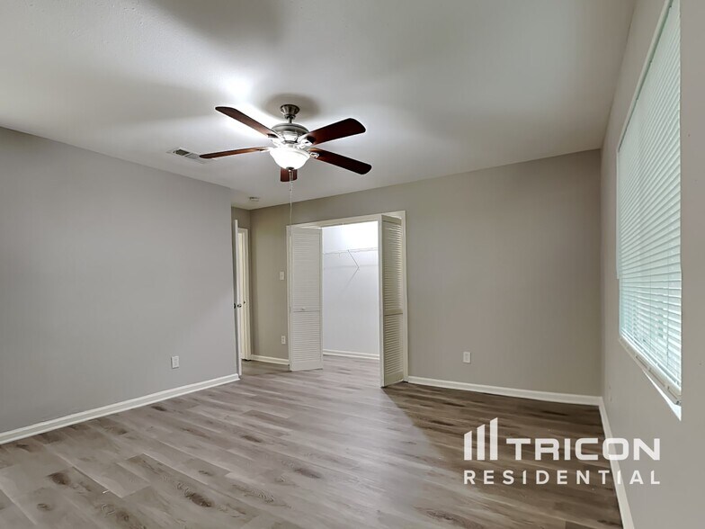 Building Photo - 12638 Burdine St