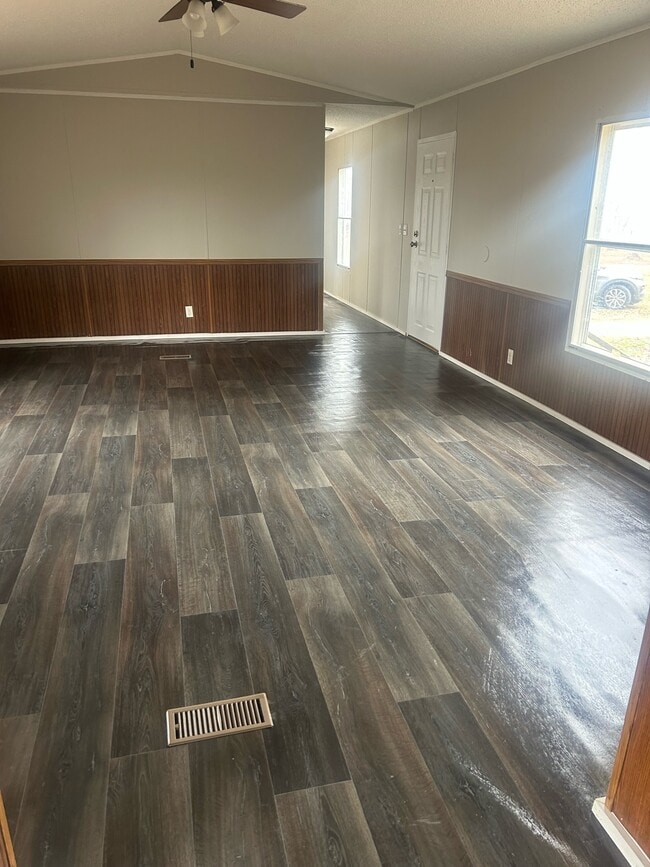 Building Photo - 4058 Veterans Hwy W