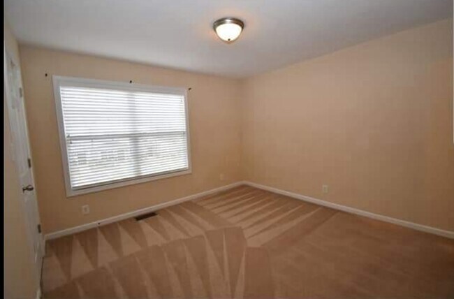 Second bedroom - 78 John Sevier Ave
