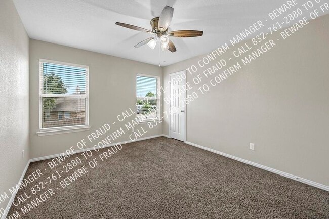 Building Photo - 5827 Tinsley Dr