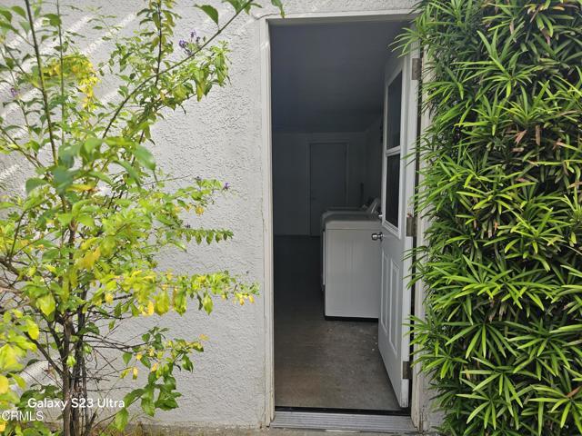 Building Photo - 2708 Pine Lawn Dr