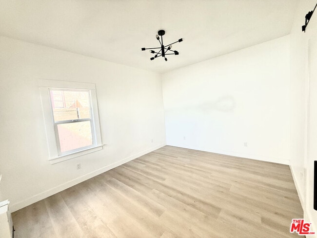 Building Photo - 1246 N Formosa Ave