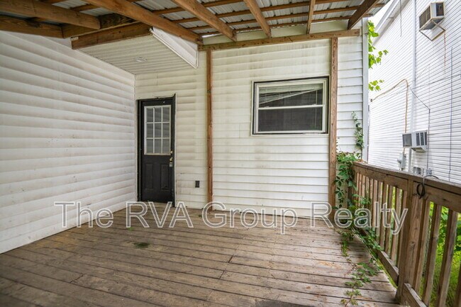 Building Photo - 1147 Farmer St
